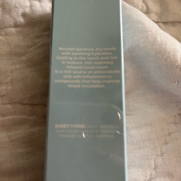 Glow on 5th Beauty Keep it Handy Avocado hand cream - Picture 2 of 3